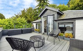 Cosy Cottage With Panoramic Lochside Views